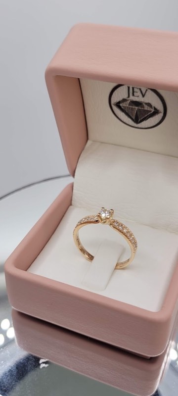 Anillo Piedras Laterales